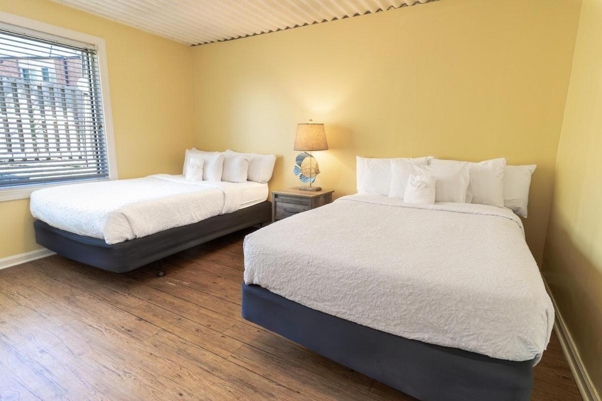 Two Bedroom Villa Sleeps 6 Has 2 Queen And 1 King Pawleys Island Exterior photo